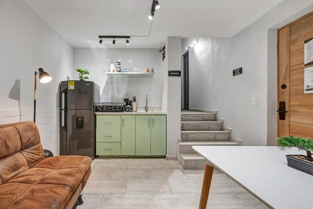 Nowa Gaira Apt Provenza Walkable Area, Ac & Balcony Facing Karolg Club Medellin Apartment